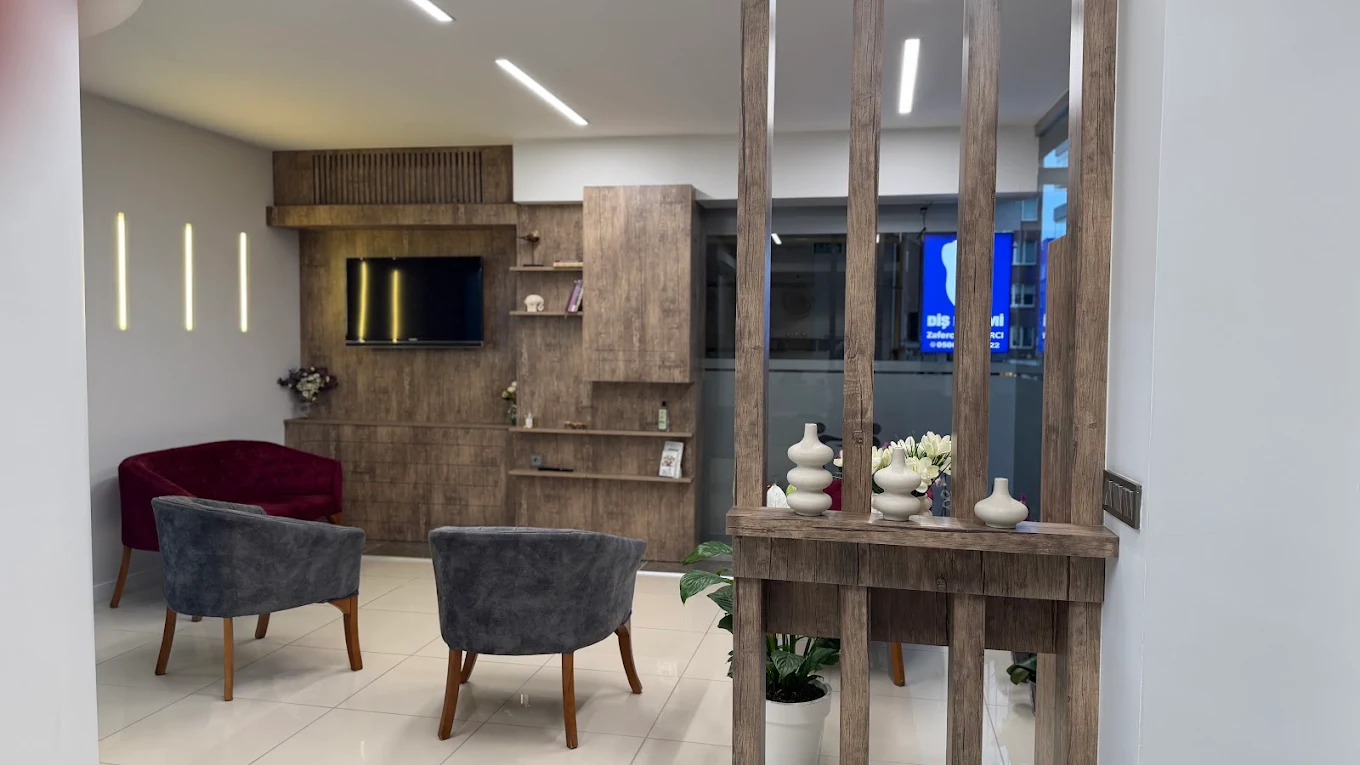 Dt. Zafercan Hızarcı klinik iç mekânı